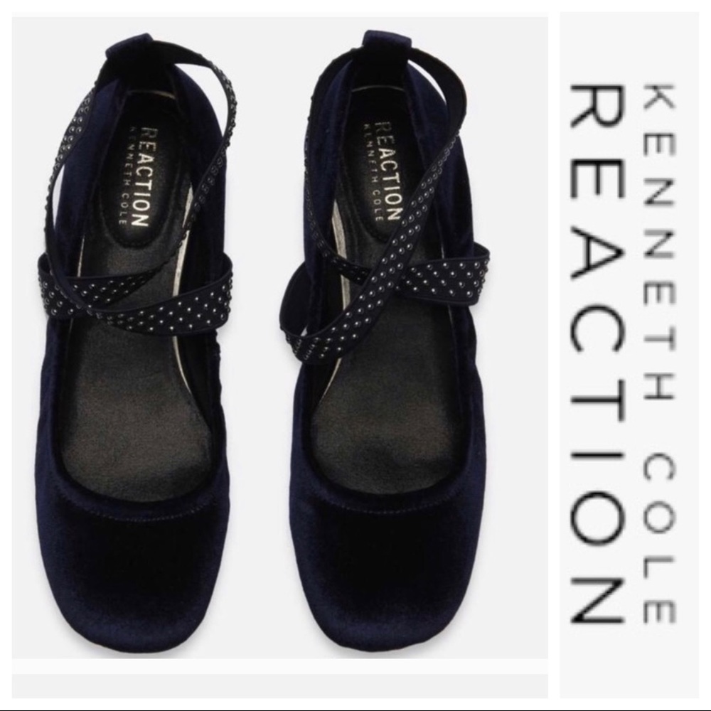Brand New! KENNETH COLE REACTION Navy Flats
